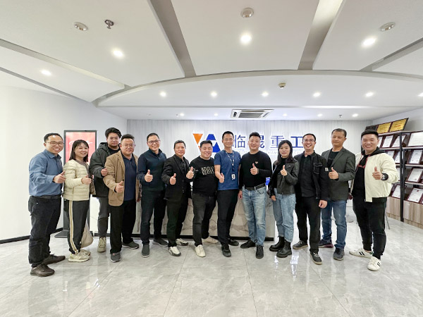 In-Depth Communication for Mutual Development - Xiamen Construction Machinery Industry Exchange Conference Successfully Held at LTMG Group!